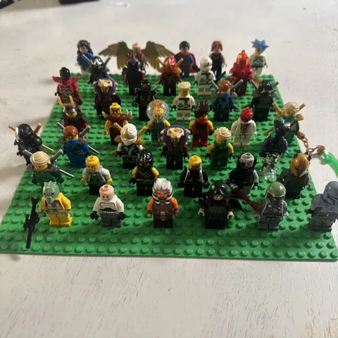 Lego Star Wars Ninjago And Others Bundle Of 40 Figures