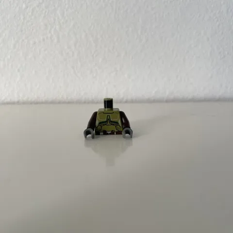 LEGO STAR WARS BOUNTY HUNTER YODA CHRONICLES MINIFIG TORSO RARE