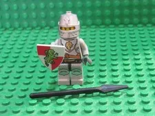 Vintage Lego Kingdoms minifig 7949 Helmet Closed spear shield Lion Knight HH28