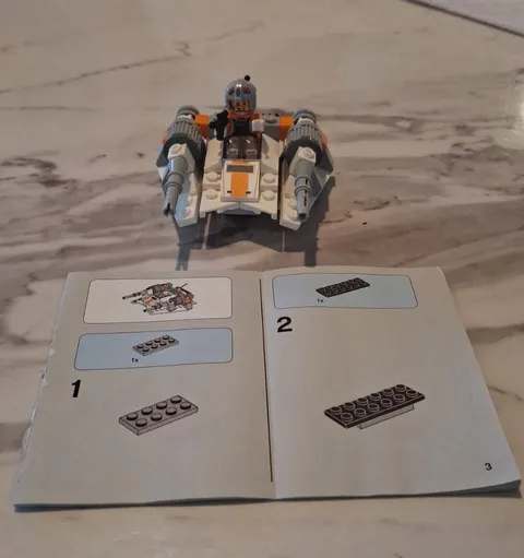 LEGO Star Wars 75074 Snowspeeder Microfighter 100% COMPLETE Series 2 Rebel Pilot