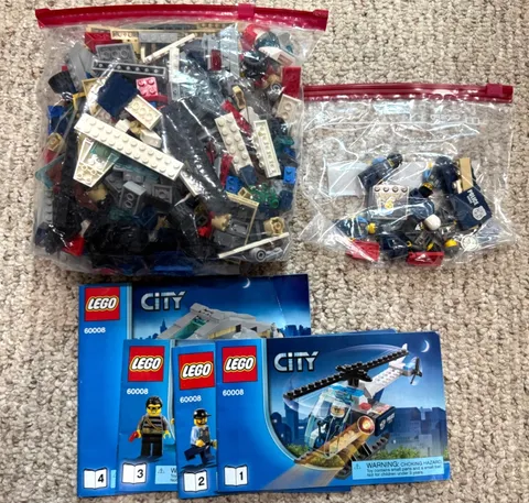 LEGO 60008 City Police Museum Break-In - 100% complete & manual