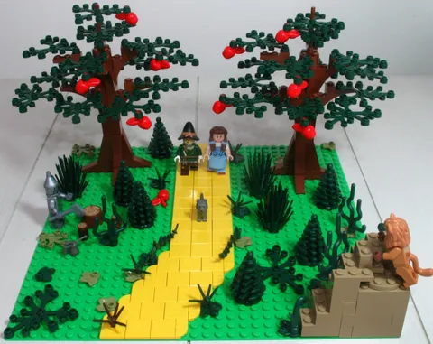LEGO® 71023 Wizard of Oz Dorothy Scarecrow Tin Man Lion Yellow Brick Road MOC