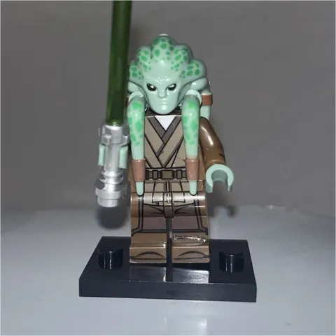 CUSTOM Kit Fisto Jedi Mini figure w/ Green Lightsaber 