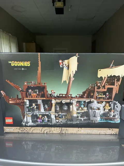 LEGO Goonies 21363 Brand New Sealed Never Opened