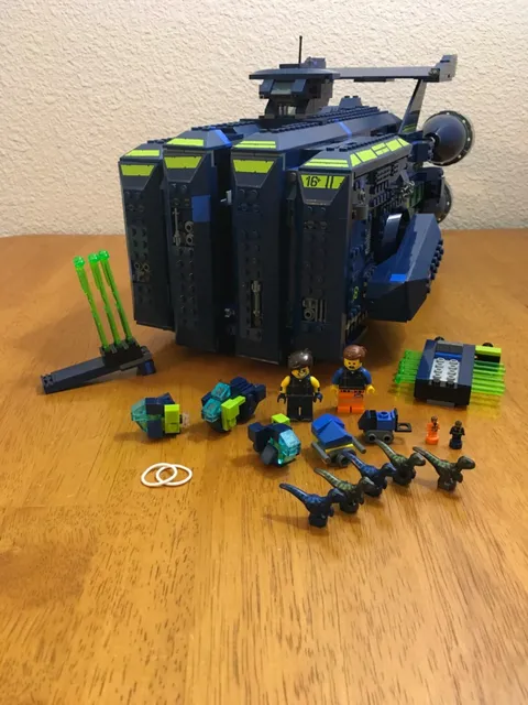 LEGO 70839 LEGO MOVIE 2 REXCELSIOR 100% Complete correct figs - adult collector