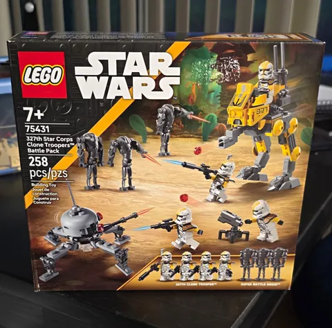 LEGO Star Wars 75431 327th Star Corps Clone Troopers Battle Pack (Box Scuffs)