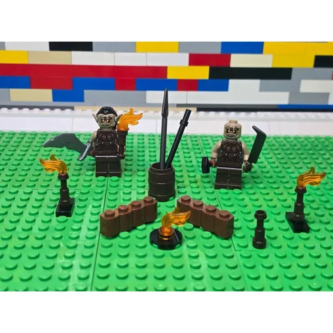 LEGO Lord Of The Rings Mordor Orc Dark Tan And Mordor Orc Minifigure Bundle