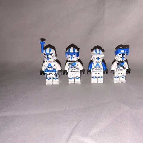 LEGO Star Wars Clone Trooper Minifigures Lot of 4 w/ Weapons Accessories