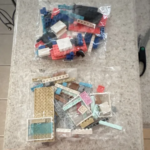 LEGO Bricks & Blocks Plastic Bulk Lot Multicolor Polybag Bags 2 & 4