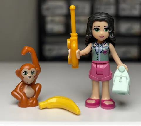 Lego Friends Emma frnd0077 frnd077 Minifigure Mini Doll 41032 First Aid Jungle