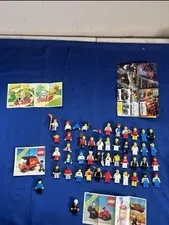 LEGO Vintage Minifigures Lot w/ Instructions Police 30+ Figures 6611 1990