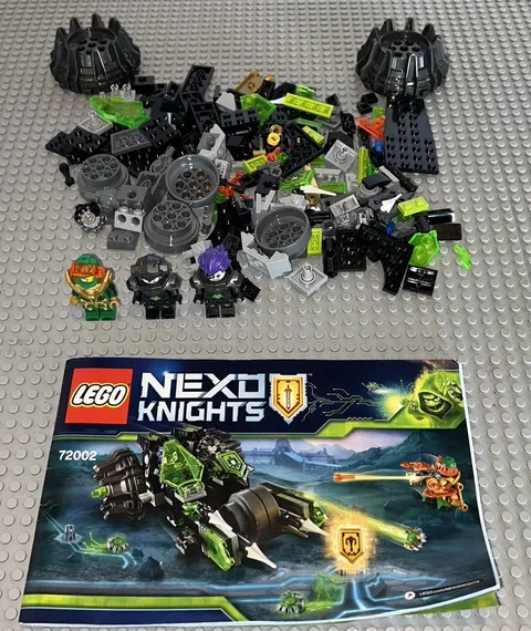 Lego 72002 Twinfector Complete Set With Minifigures Book