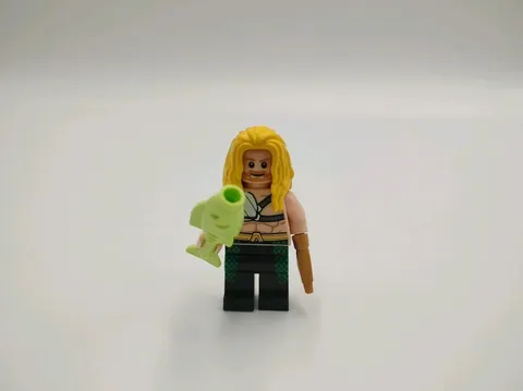 LEGO DC Super Heroes Series Aquaman Minifigure 71026