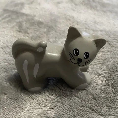 LEGO Duplo Gray & White Cat/Kitten Animal Figure Piece, Plastic, 1 Piece