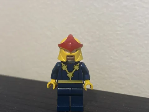 Genuine LEGO Marvel Super Heroes Nova Minifigure 76005 Free Shipping SEE DESCRIP