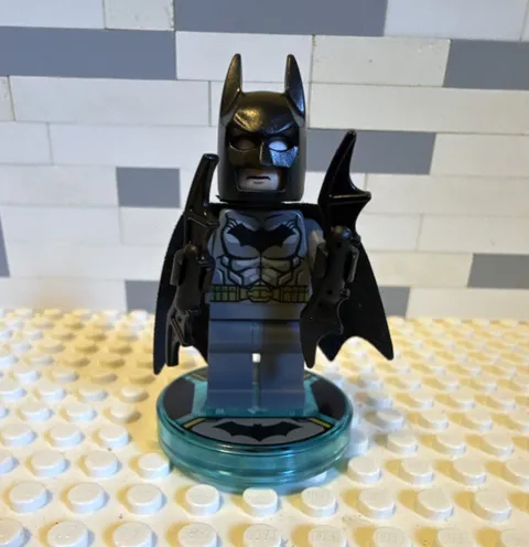 LEGO Batman Movie Batman minifigure with toy tag limited edition
