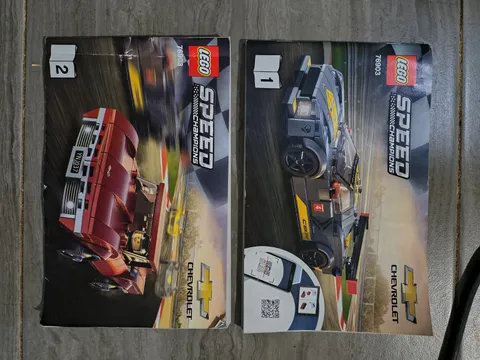 2 Lego Booklets Manual 76903