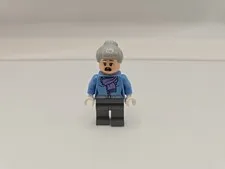 LEGO Marvel Super Heroes Spider-Man: Old Aunt May Scarf Minifigure  sh272 76057