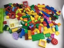 Storage bin LEGO DUPLO  lot With green Storage Box Base Bricks Cars Train