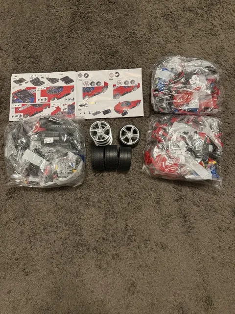 Technic Ferrari Daytona SP3 42143 (3778 pcs) See Desc
