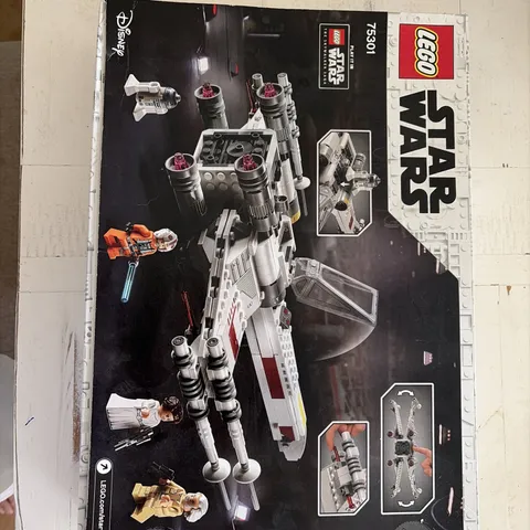 Pre-owned LEGO Star Wars 75301 x-Wing Starfighter Build complete & Manual. 