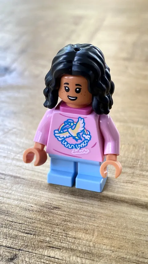 NEW Lego Jurassic World Rebirth Minifigure Isabella Delgado JW139 from set 76972