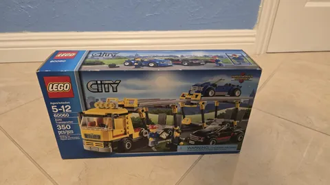 LEGO CITY: Auto Transporter (60060) (READ DESC)