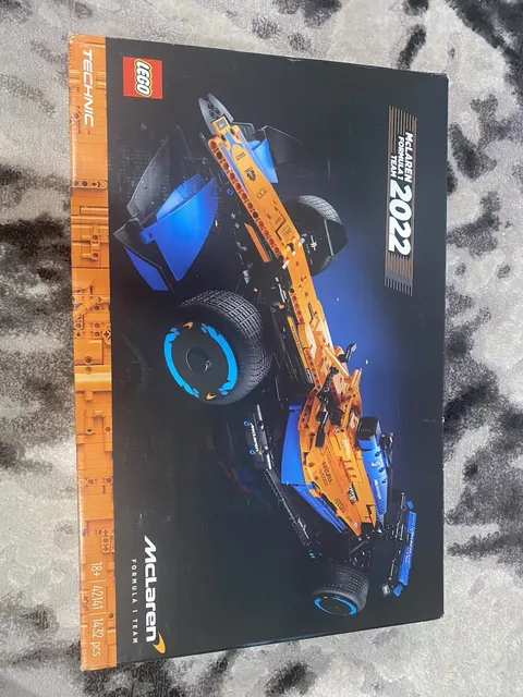 LEGO Technic McLaren Formula 1 Team 2022 Model Building Kit