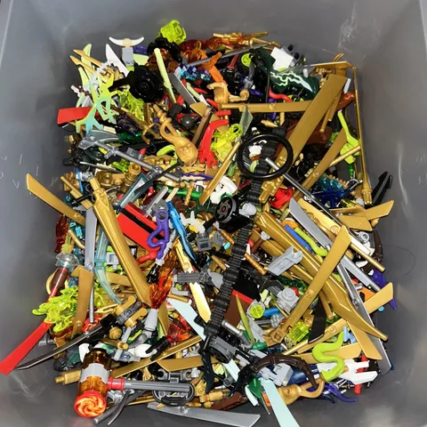 Random Lot Of 20 Pcs Lego Ninjago Chima Minifigure Accessories Weapons
