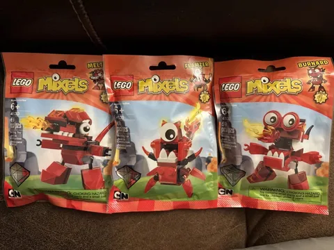 3 LEGO Mixels Series 4 41530 Meltus 41531 Flamzer 41532 Burnard Polybags New