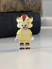 LEGO Sonic the Hedgehog Minifigure Super Shadow 77003