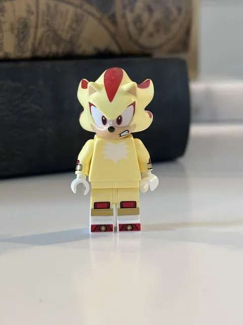 LEGO Sonic the Hedgehog Minifigure Super Shadow 77003
