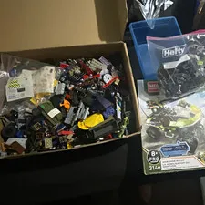 LEGO Bulk Lot Mixed Multicolor Pieces & Parts in Bag w/ Warthog Rally Manual