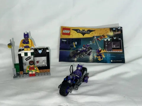 The LEGO Batman Movie: Catwoman Catcycle Chase (70902) 100% Complete W Figs