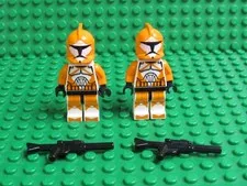Lot of 2 LEGO Star Wars Bomb Squad Clone Trooper Minifigures 7913 blasters BQ55