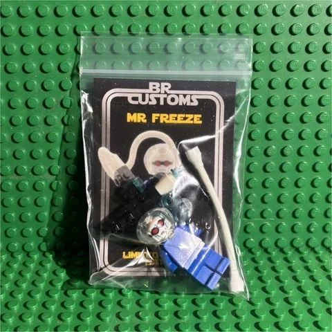 LEGO Batman 2006 BR Customs UV PRINTED Mr. Freeze Minifigure w/ Accessories 
