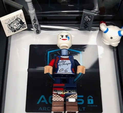 LEGO Harley Quinn Apocalypseburg Minifigure Tlm134  Brand New Unassembled