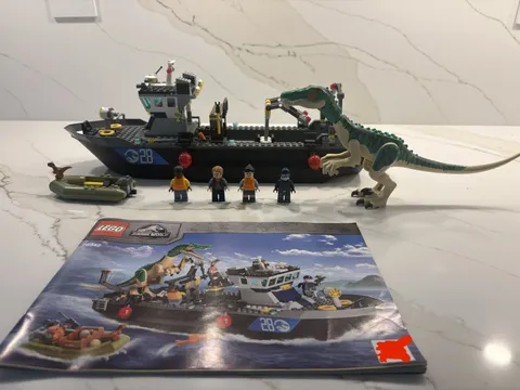 LEGO Jurassic World 76942 Baryonyx Dinosaur Boat Escape Boat 308pc