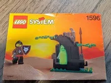 Lego Castle Ghostly Hideout 1596 Complete with Instructions - No Box