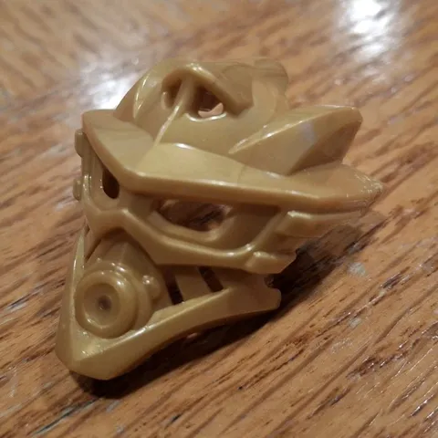 LEGO BIONICLE Gold Kanohi Vahi Mask / Helmet Piece Plastic Single Part 1 Piece