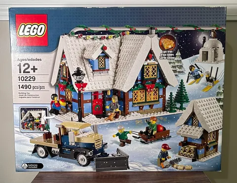 LEGO Creator Expert : WINTER VILLAGE COTTAGE (10229) NIB