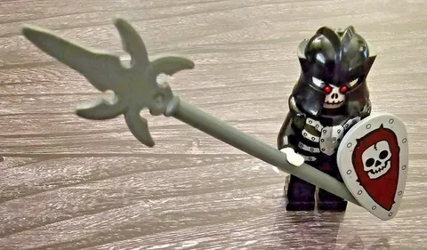 LEGO Skeleton Warrior with Armor Castle Fantasy Era Minifigure 7009 852272