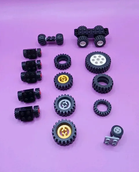 LEGO WHEELS LOT 🛞 Assorted Sizes 🛞  *SEE PICTURES*