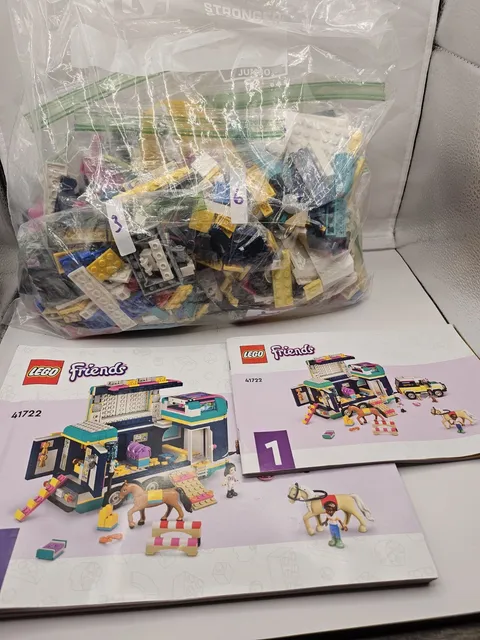 LEGO Friends 41722 - Horse Show Trailer- Retired, (Missing 1 Piece)