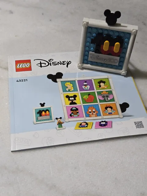 LEGO Disney 43221 100 Years of Disney Animation Icons Set 1022pc Limited