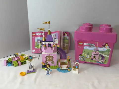 Lego Juniors - Princess Play Castle - Set #10668 - 100% Complete W/ Manual & Box