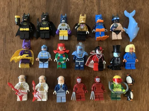 LEGO Batman Movie Minifigure Lot of 19 - Genuine LEGO Figures - No Cracks