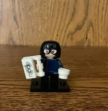 Complete Disney Lego Minifigure Edna Mode Incredibles Series 2 Stand Accessory