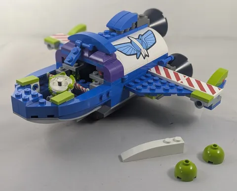 LEGO Toy Story BUZZ'S STAR COMMAND SPACESHIP #7593 Minifigure no head INCOMPLETE