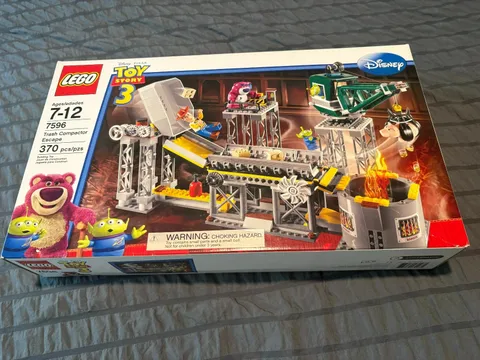 LEGO Toy Story 3 Trash Compactor Escape. Retired collection. Unopened